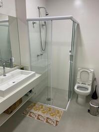 Belíssima casa de condomínio disponível para locação.