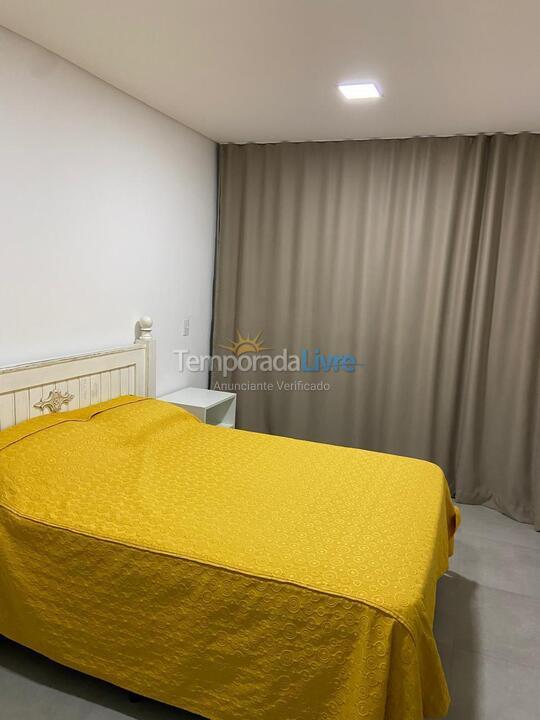 Casa para aluguel de temporada em São Sebastião (Camburi)