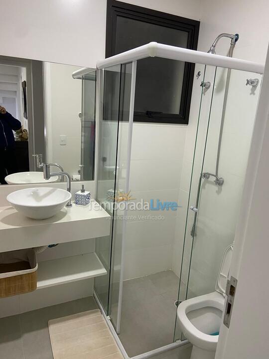 Casa para aluguel de temporada em São Sebastião (Camburi)