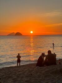 Belíssima casa de condomínio disponível para locação.