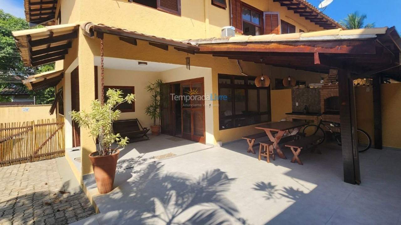 Casa para aluguel de temporada em São Sebastião (Camburi)