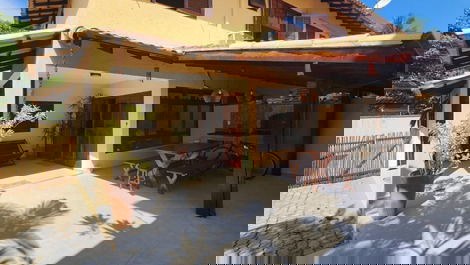 Excelente casa de condomínio disponível para locação!