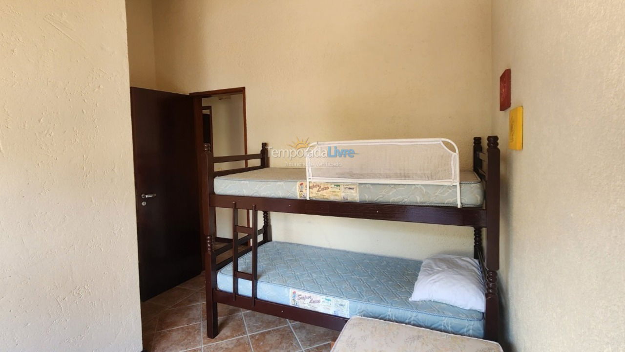 Casa para aluguel de temporada em São Sebastião (Camburi)