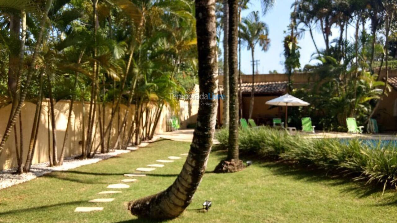 Casa para aluguel de temporada em São Sebastião (Camburi)