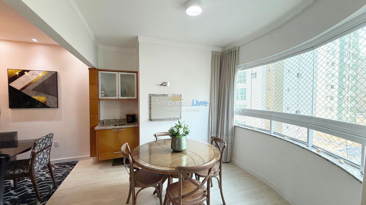 Apartment for vacation rental in Balneário Camboriú (Praia Central)