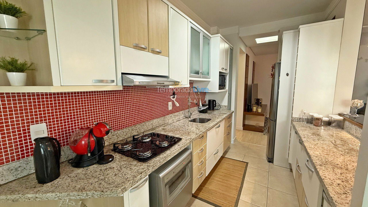 Apartment for vacation rental in Balneário Camboriú (Praia Central)