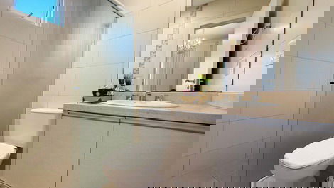 Vacation rental: 2 bedrooms, 1 en-suite, downtown Balneário Camboriú