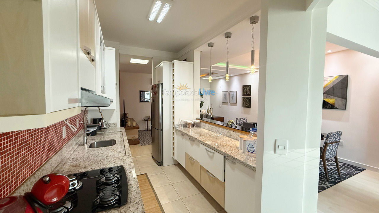 Apartment for vacation rental in Balneário Camboriú (Praia Central)