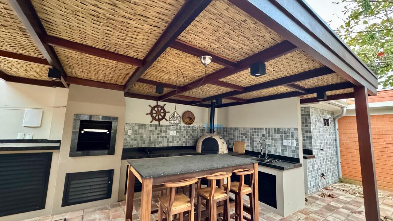 House for vacation rental in Bombinhas (Morrinhos)