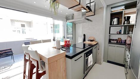 Belíssima Cobertura na Praia de Mariscal