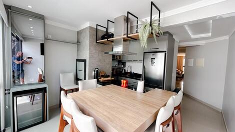 Belíssima Cobertura na Praia de Mariscal