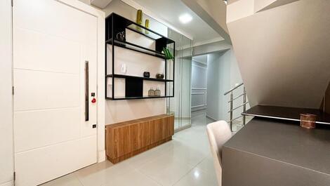 Belíssima Cobertura na Praia de Mariscal