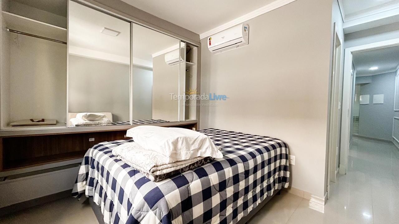 Apartamento para aluguel de temporada em Bombinhas (Mariscal)