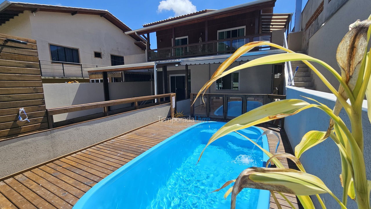 House for vacation rental in Bombinhas (Praia de Zimbros)