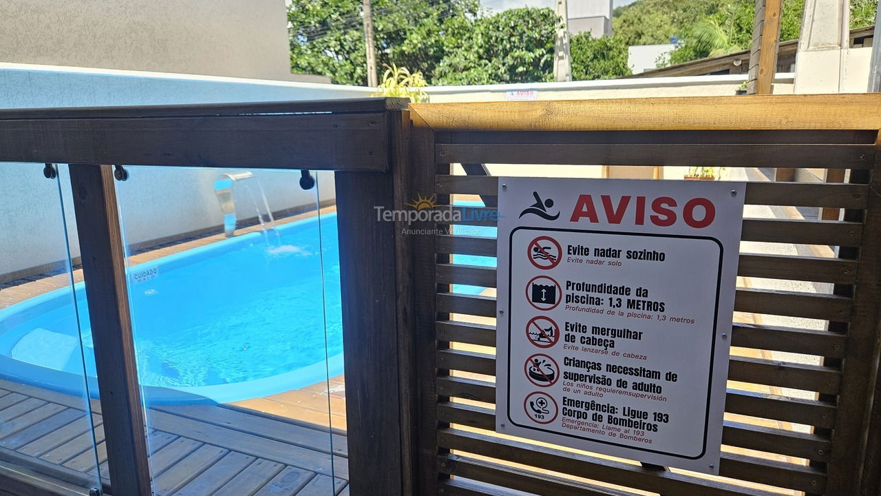 House for vacation rental in Bombinhas (Praia de Zimbros)