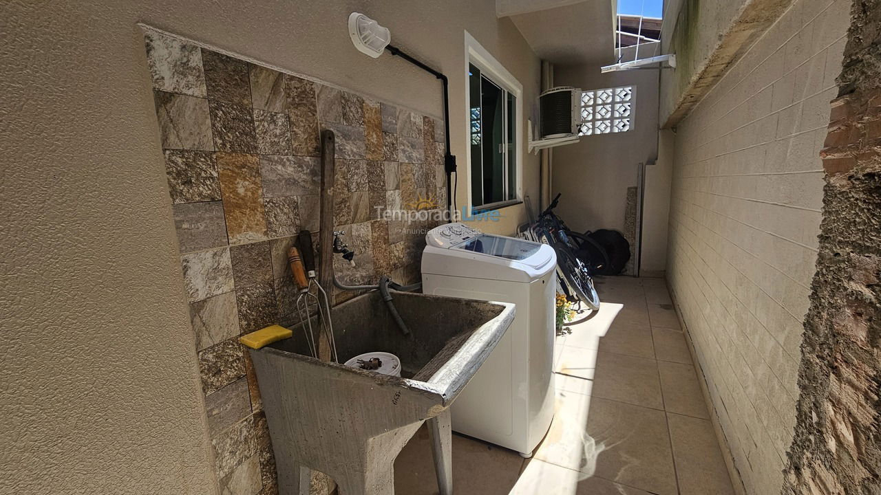 House for vacation rental in Bombinhas (Praia de Zimbros)