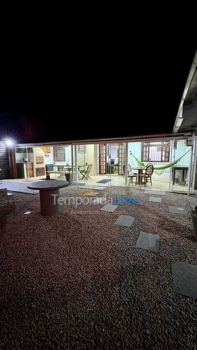 Casa para alquiler de vacaciones em Bombinhas (Canto Grande)