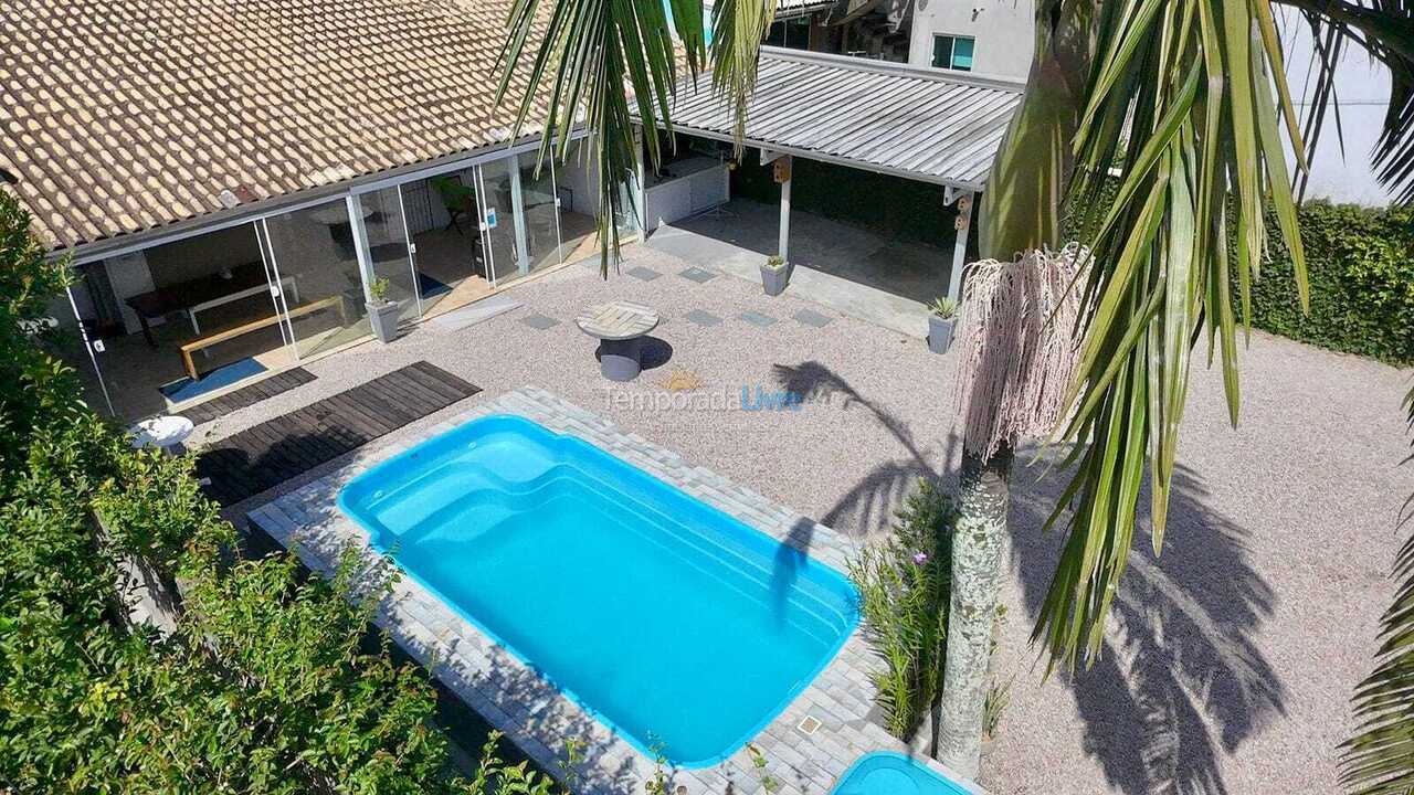 Casa para alquiler de vacaciones em Bombinhas (Canto Grande)