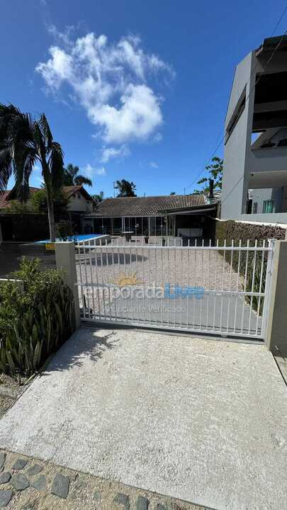 Casa para alquiler de vacaciones em Bombinhas (Canto Grande)