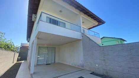 Beautiful house in Zimbros