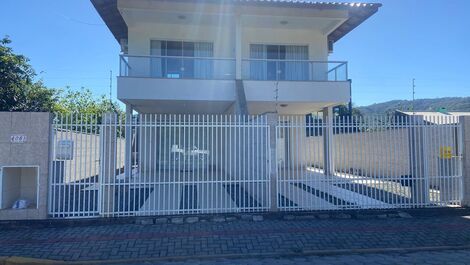 House for rent in Bombinhas - Praia de Zimbros