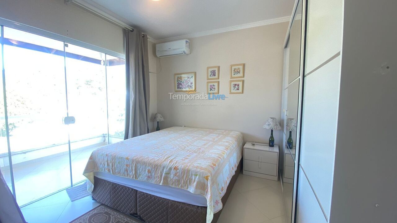 House for vacation rental in Bombinhas (Praia de Zimbros)