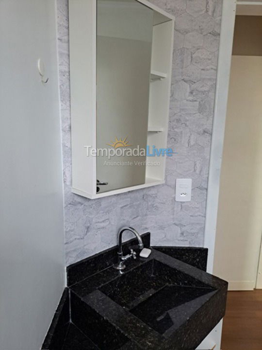 Apartamento para alquiler de vacaciones em Itapema (Meia Praia)