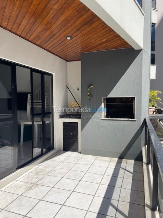 Apartment for vacation rental in Itapema (Meia Praia)