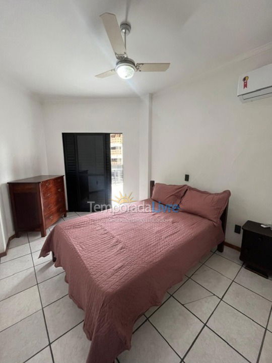 Apartment for vacation rental in Itapema (Meia Praia)