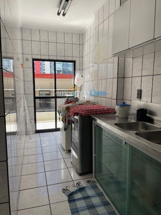 Apartment for vacation rental in Itapema (Meia Praia)