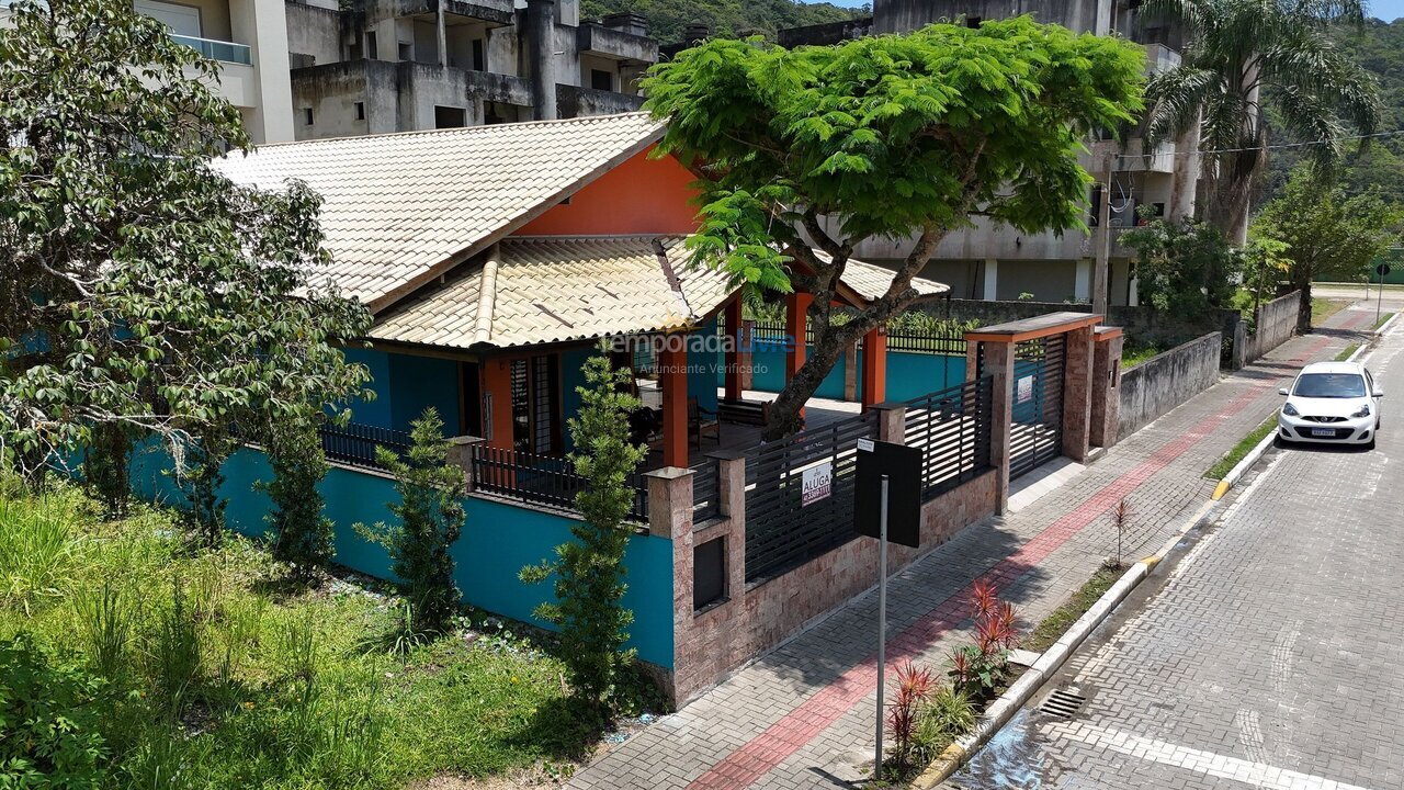 Casa para alquiler de vacaciones em Bombinhas (Mariscal)