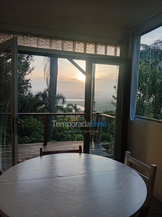 Casa para alquiler de vacaciones em Imbituba (Ibiraquera Praia do Rosa)