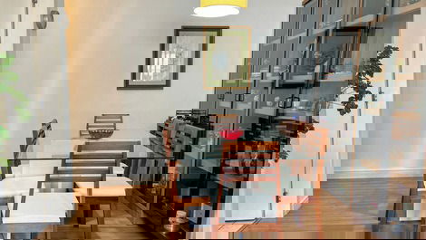 Apartamento frente al mar en Florianópolis para 4 personas con piscina.