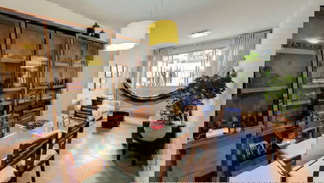 Apartamento frente al mar en Florianópolis para 4 personas con piscina.