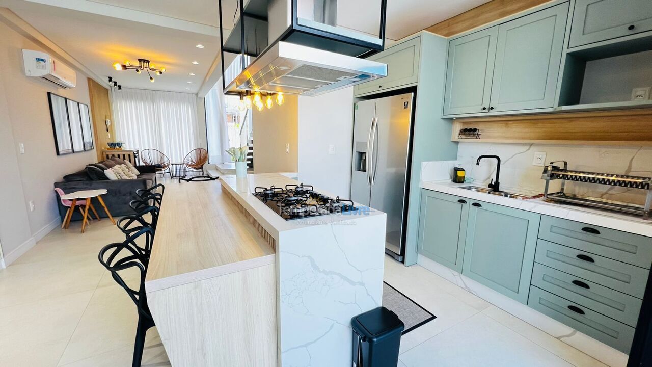 Casa para aluguel de temporada em Bombinhas (Mariscal)