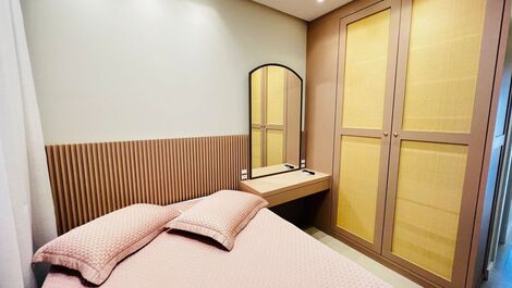 Excelente Sobrado com 2 suítes na Praia de Mariscal