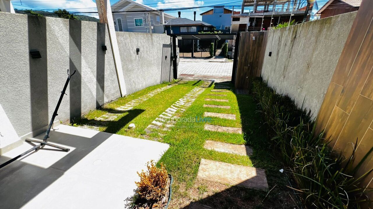 Casa para aluguel de temporada em Bombinhas (Mariscal)