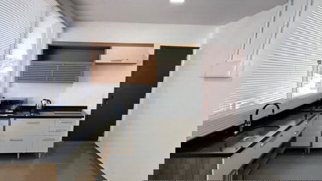 Apartamento en Florianópolis, mar tranquilo a 100 metros, para 3 personas.