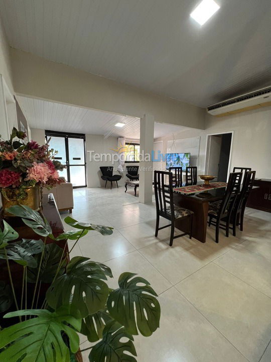 Casa para alquiler de vacaciones em Aracaju (Aruana)