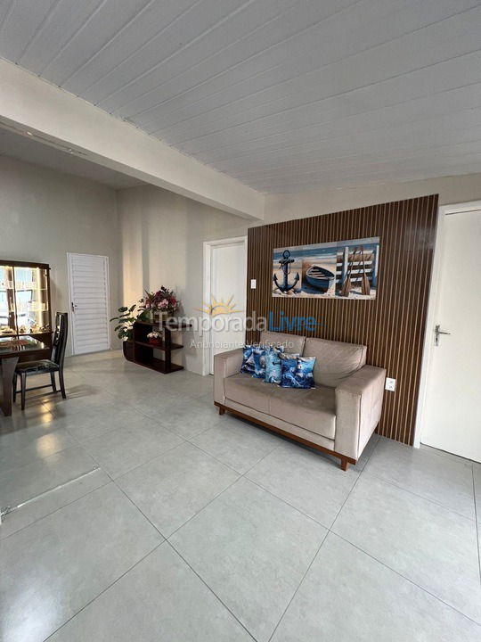 Casa para alquiler de vacaciones em Aracaju (Aruana)