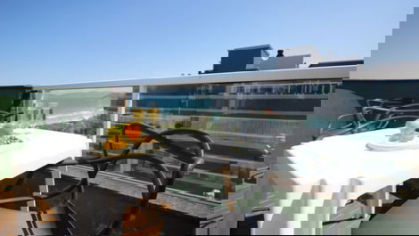 Apartamento com linda vista para a Praia de Quatro Ilhas - Bombinhas