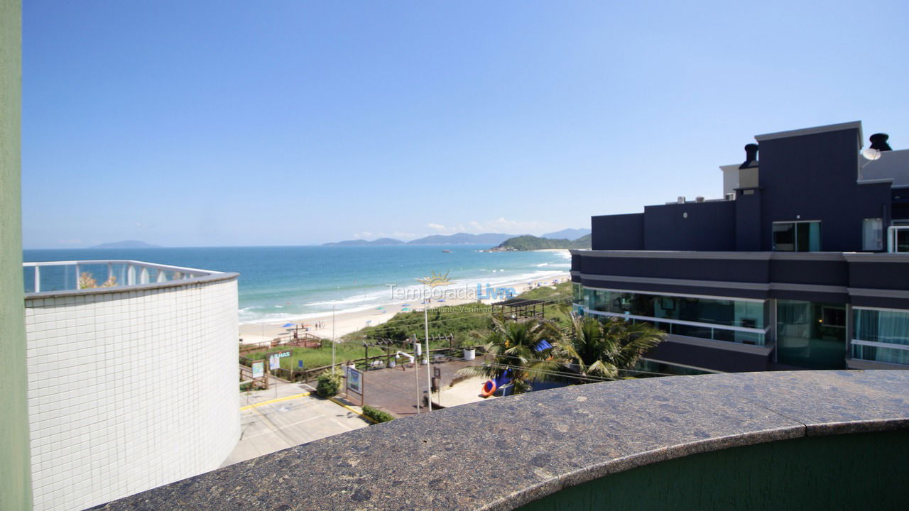 Apartamento para aluguel de temporada em Bombinhas (Praia de Quatro Ilhas)