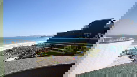 Apartamento com linda vista para a Praia de Quatro Ilhas - Bombinhas