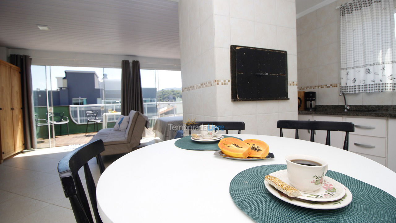 Apartamento para aluguel de temporada em Bombinhas (Praia de Quatro Ilhas)