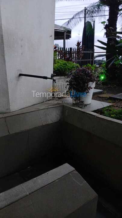 House for vacation rental in São Vicente (Gonzaguinha)