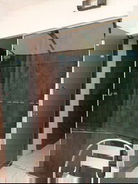 Apartamento a 60 metros da praia da Maranduba