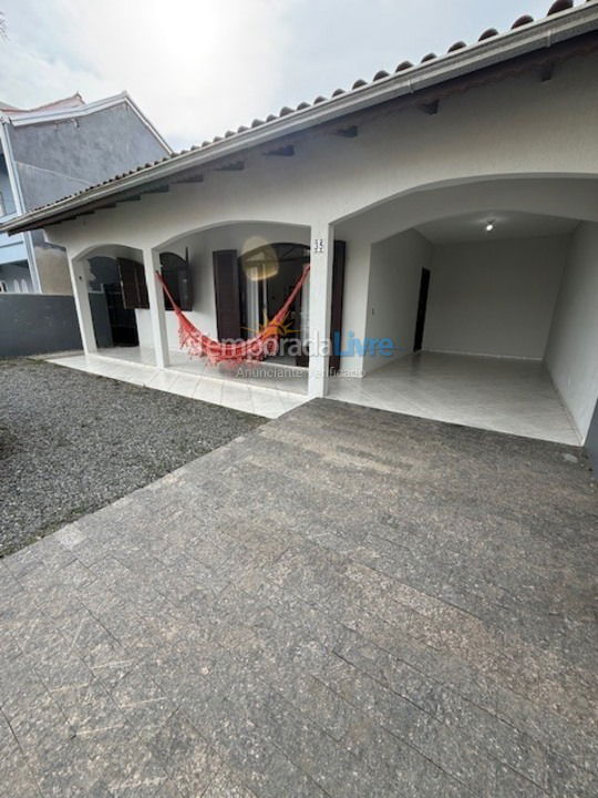 House for vacation rental in São Francisco do Sul (Enseada)