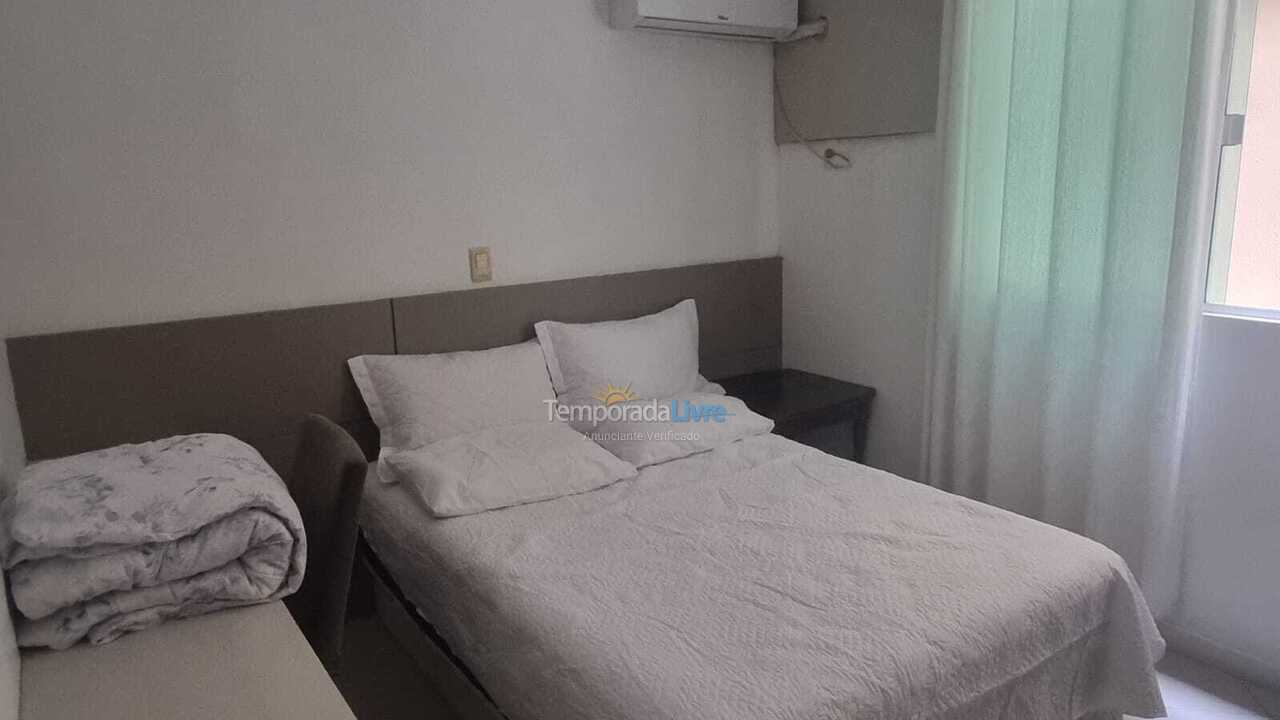 Apartamento para alquiler de vacaciones em Itapema (Meia Praia)