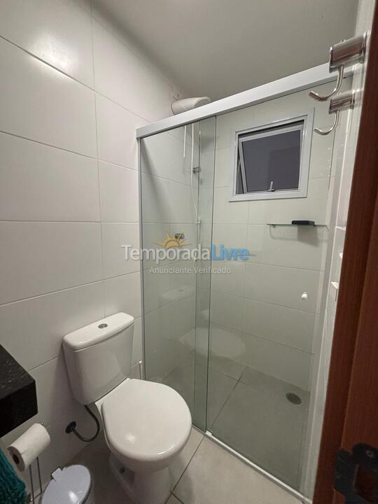 Apartamento para aluguel de temporada em Ubatuba (Praia das Toninhas)