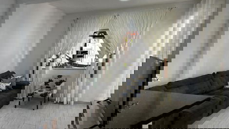 Casa de Praia no Rio Tavares: Família e Natureza